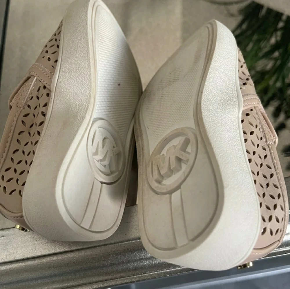 Micheal Kors toddler girl’s shoes size 5.